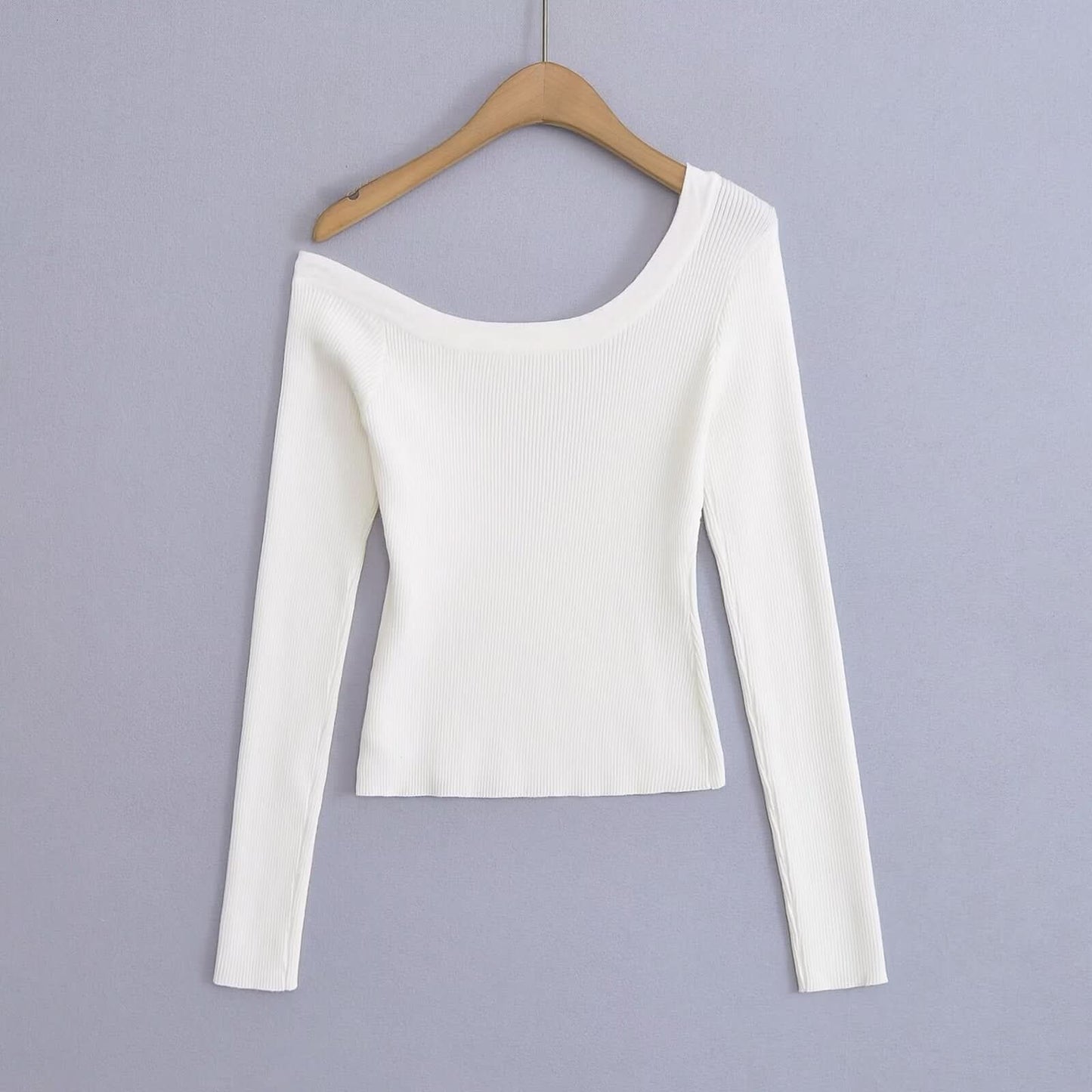 Schrägschulter-Off-Shoulder-Pullover mit elastischer, schmaler Passform