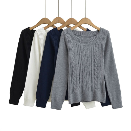 Round neck long sleeved sweater
