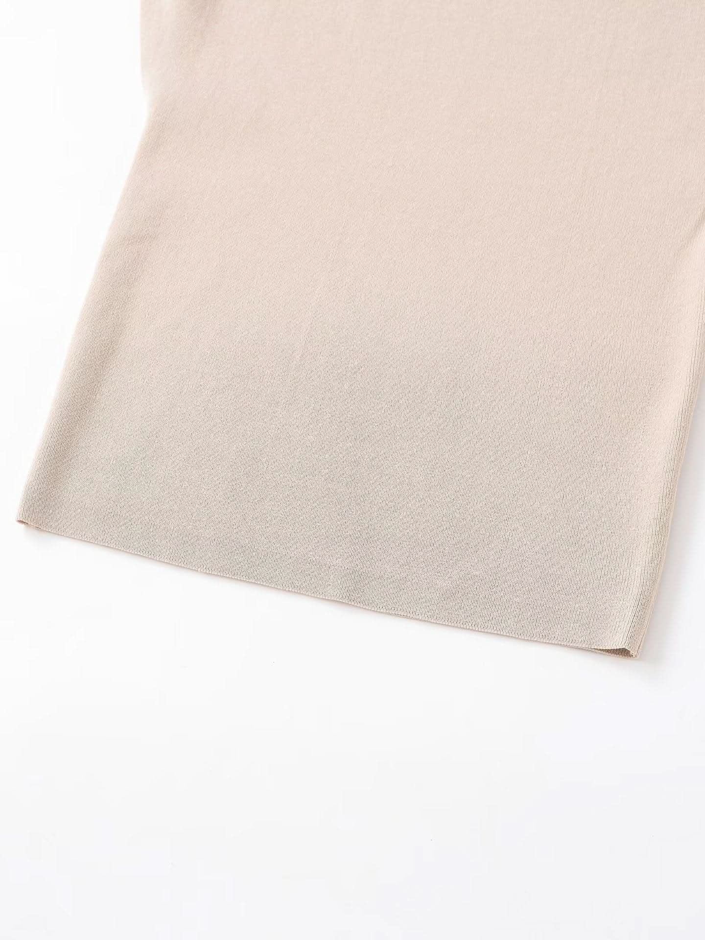 Vielseitiges asymmetrisches Strickoberteil
