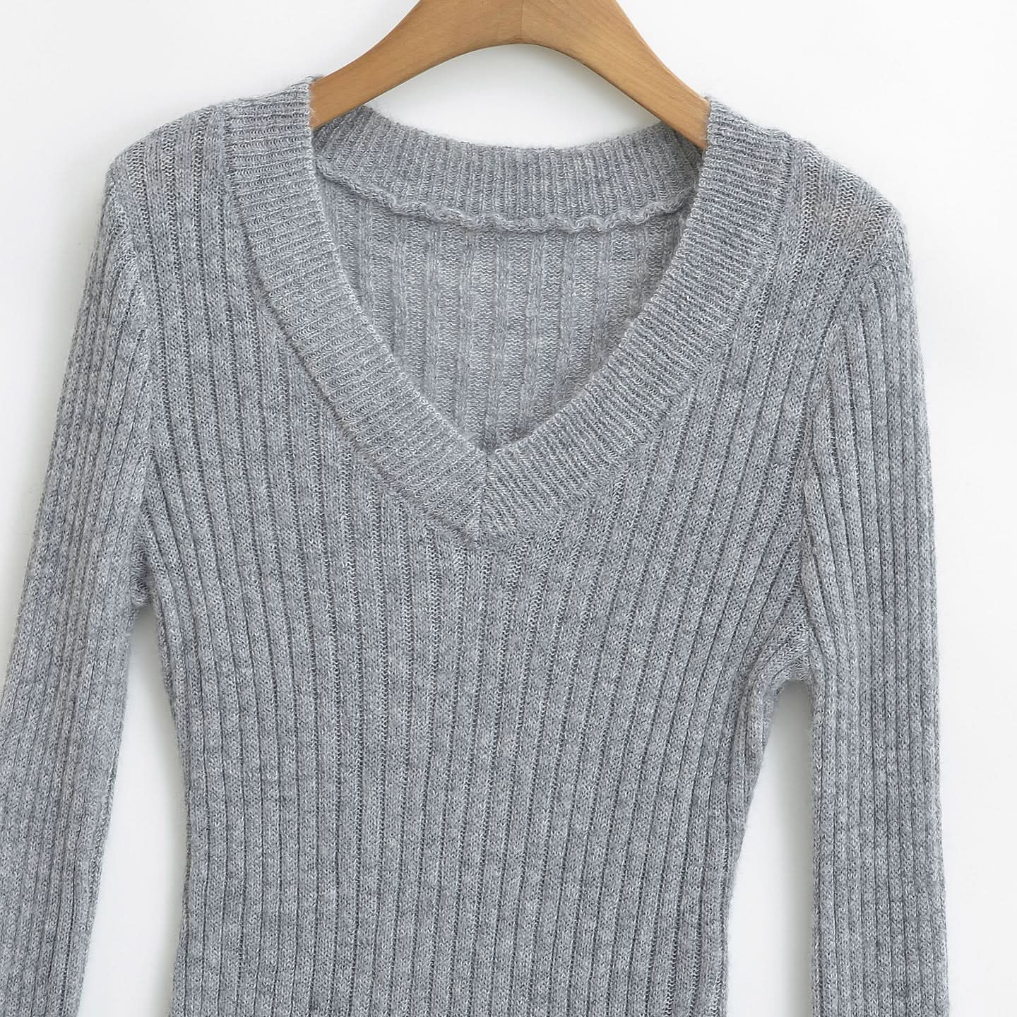 V-neck long sleeved elastic slim fit headband top