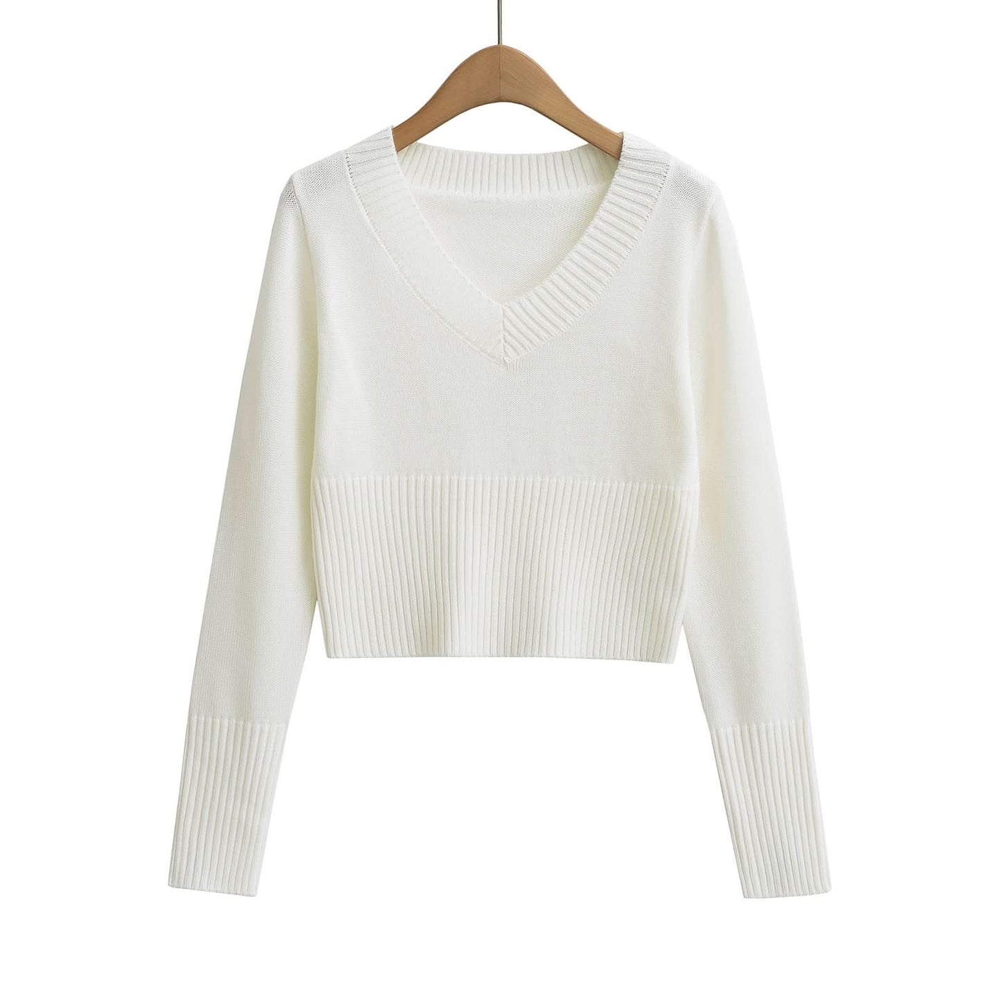 V-neck long sleeved short top