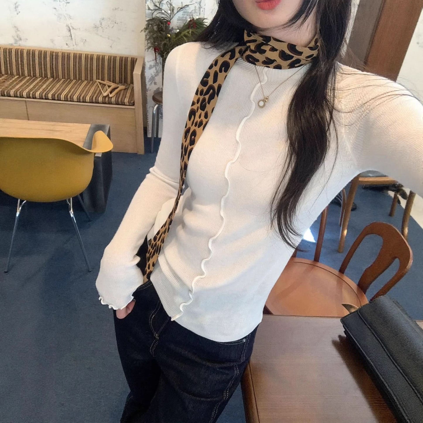 Gray Knit Sweater with Lace Trim, Women's Slim Fit Long Sleeve Top Elegant and Figure-Flattering Inner Layer