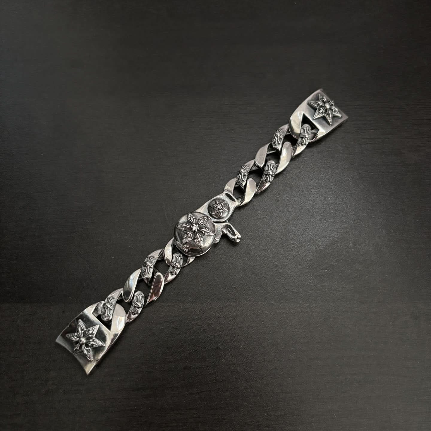 Versilbertes Strass-Hexagramm-Uhrenarmband für Herren, modisches und einzigartiges Retro-Punk-Stilschnallenband, Unisex-Universal-elegantes Design