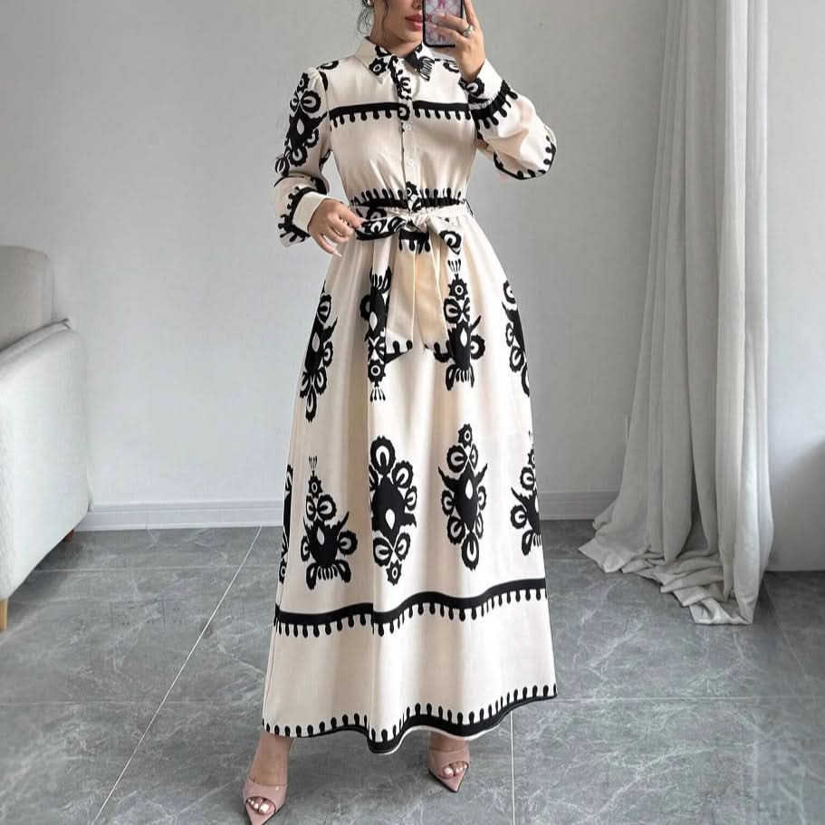 Bedrucktes Wickelkleid im A-Linien-Schnitt