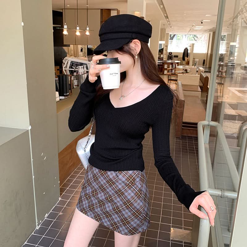 Spring Knit Sweater for Women with Cable Texture, Orange Dopamine Color, V-Neck, Soft and Lazy Style, Long Sleeve, Single Wear Top