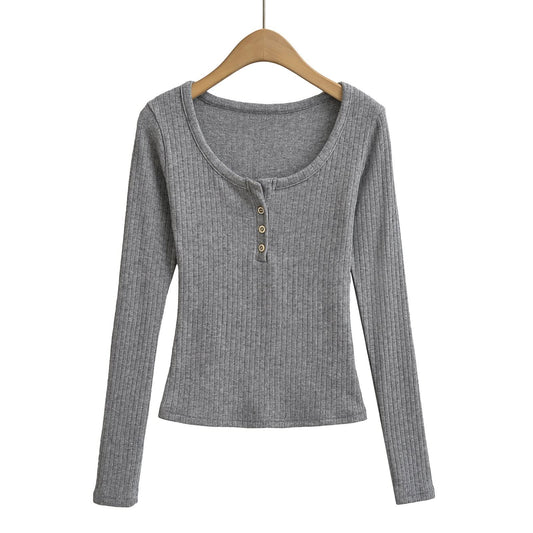 Round neck button long sleeved top