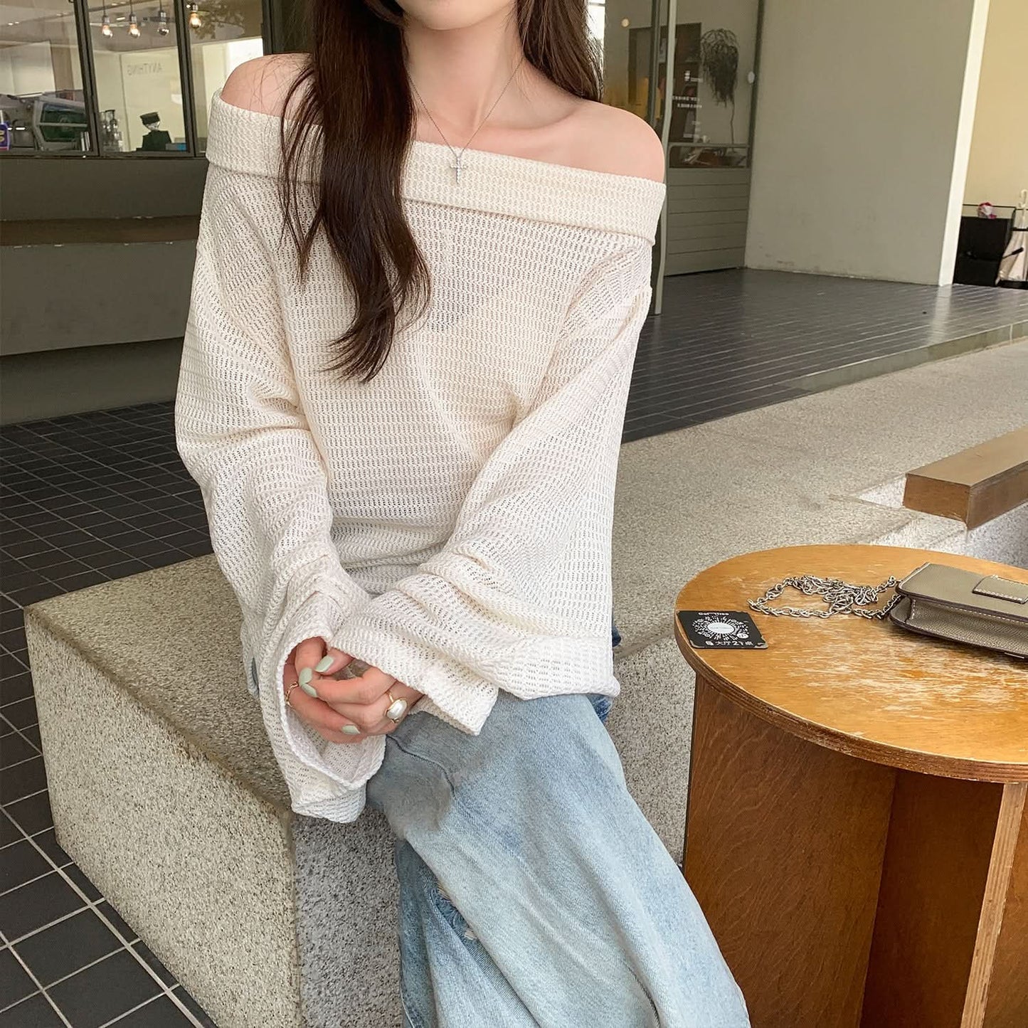 Damen-Stricktop mit langen Ärmeln, Hohlmuster an den Schultern, locker sitzender Pullover im Slim-Fit-Stil