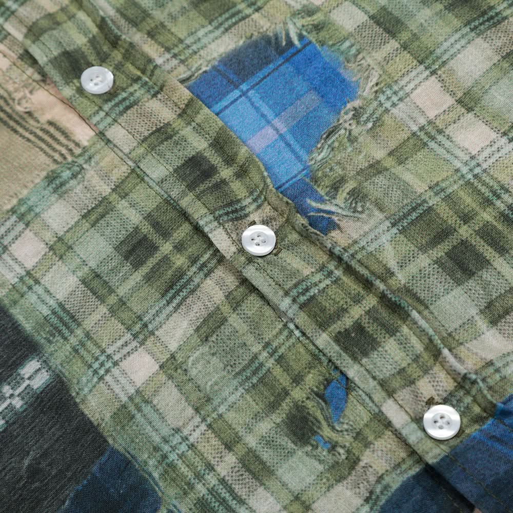 Plaid long sleeved shirt