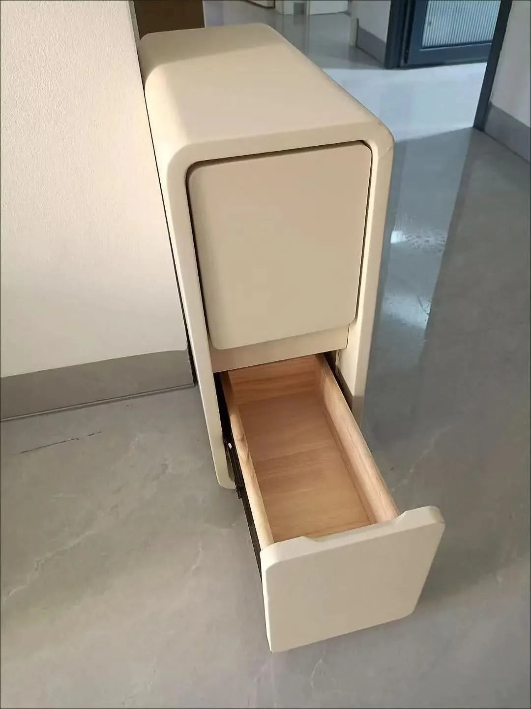 Solid Wood Bedside Table with 2 Drawers No-Leg Design Small Nightstand for Bedroom Minimalist Narrow Storage Cabinet
