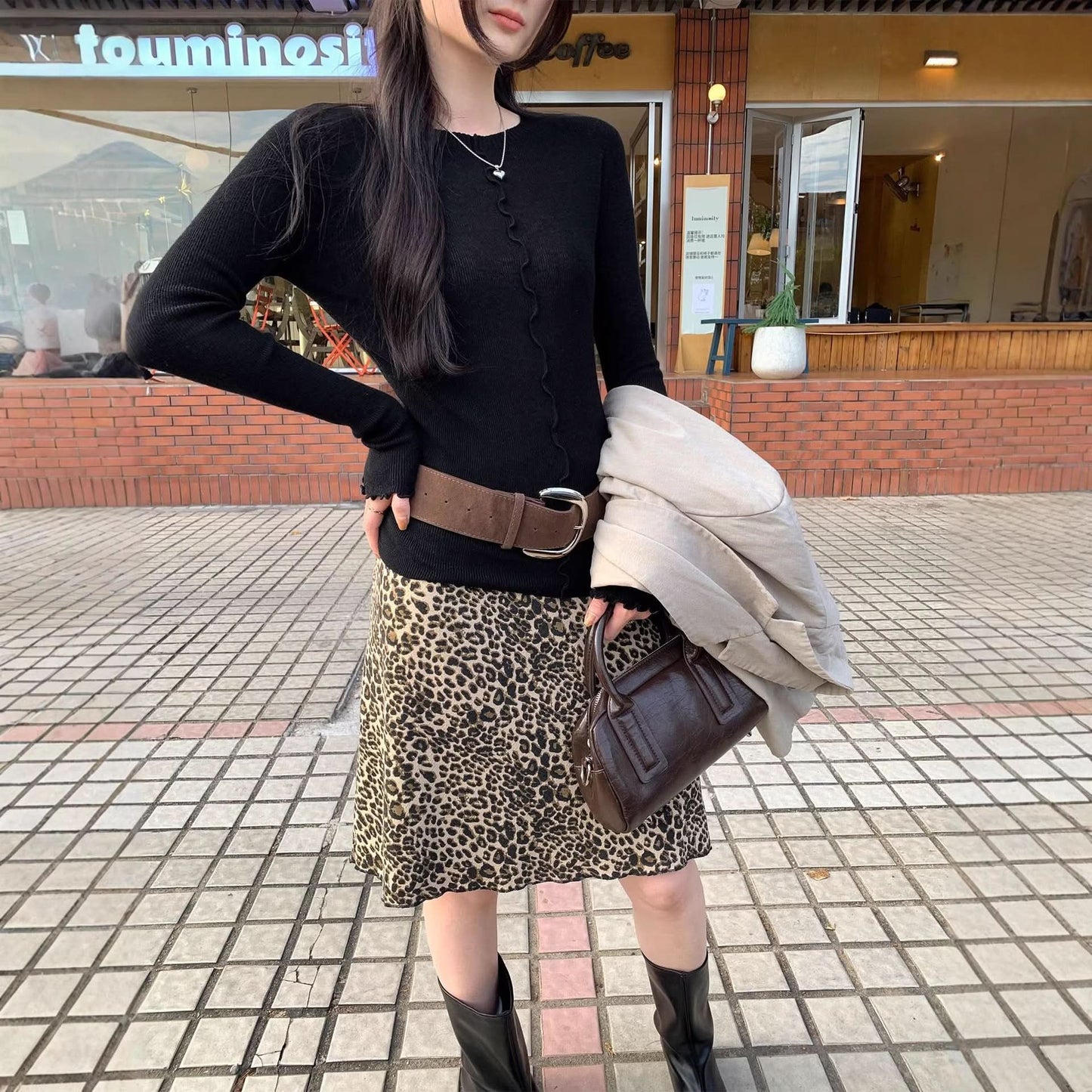 Gray Knit Sweater with Lace Trim, Women's Slim Fit Long Sleeve Top Elegant and Figure-Flattering Inner Layer