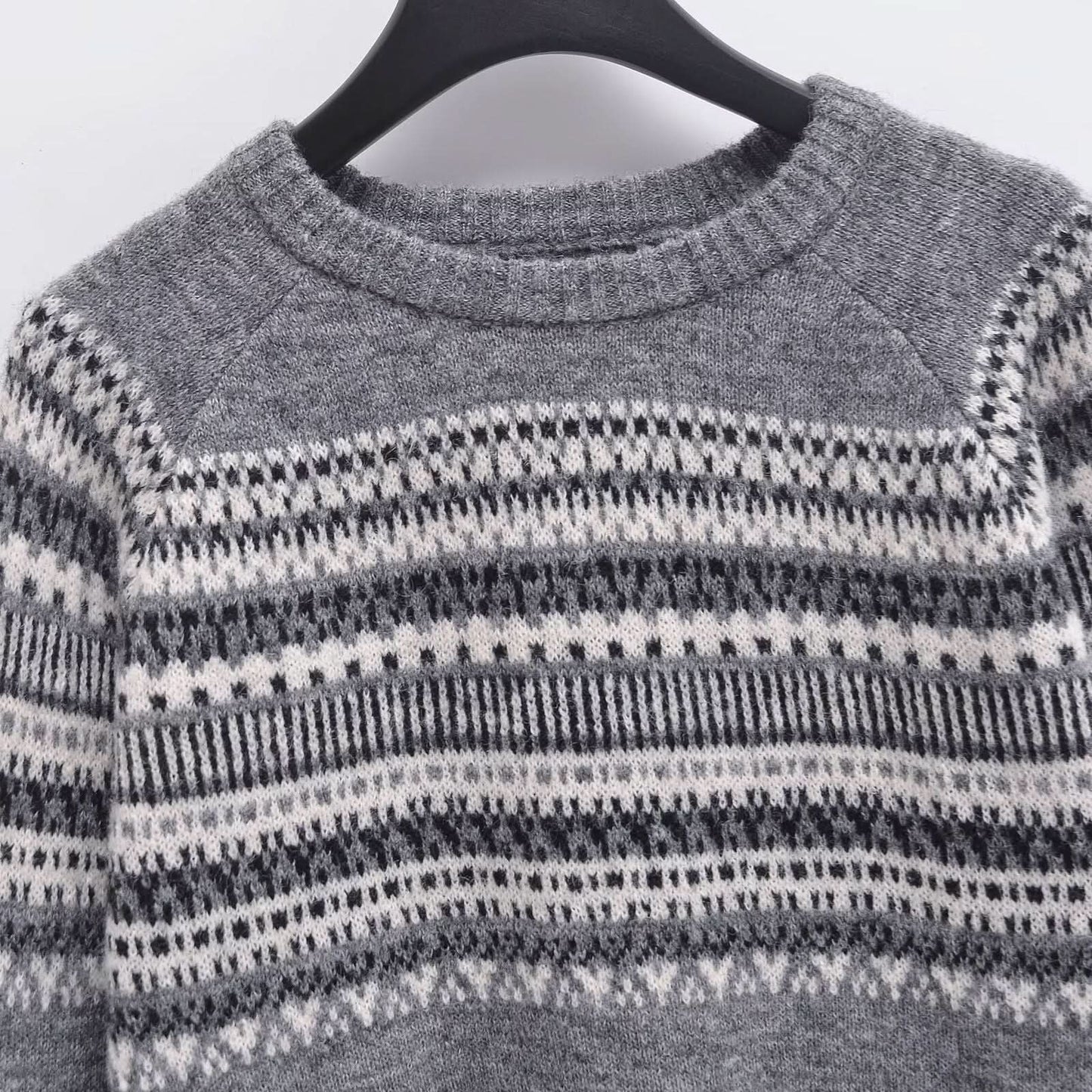 Lazy style casual knitted sweater