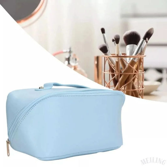Necessaire Cosmetics Large Women's Makeup Spacious W/Partitions
