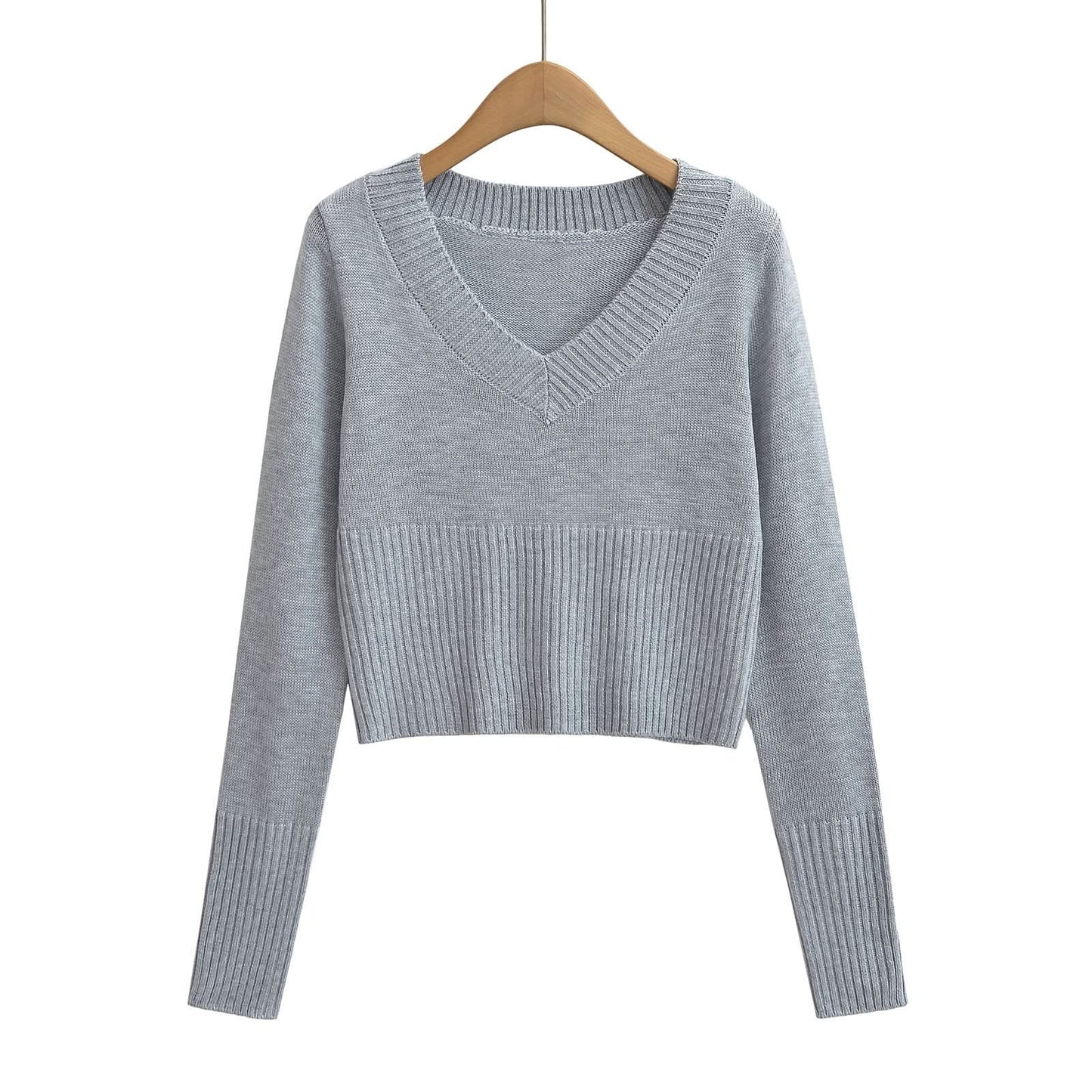 V-neck long sleeved short top
