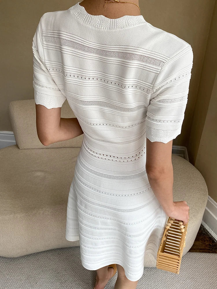 Elegant Solid V-neck Button Hollow Out Knitting Dress Women Leisure Slim Breathable Vestido  Summer New Tide