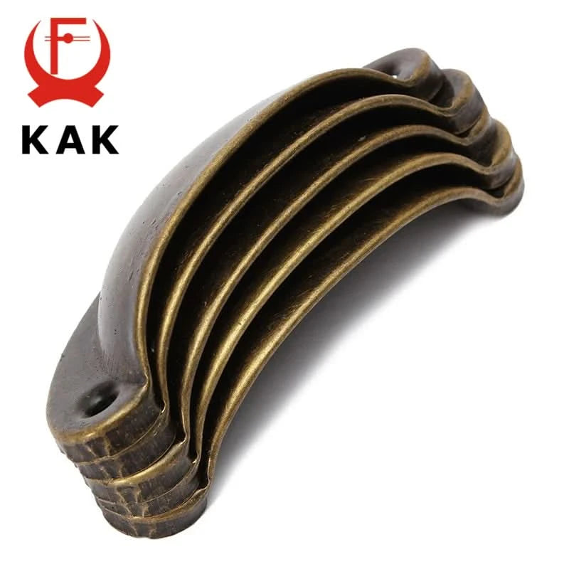 KAK 2 STÜCK Retro Metall Küchenschubladengriff und Möbelknöpfe Schrank Antik Messing Muschelgriffe