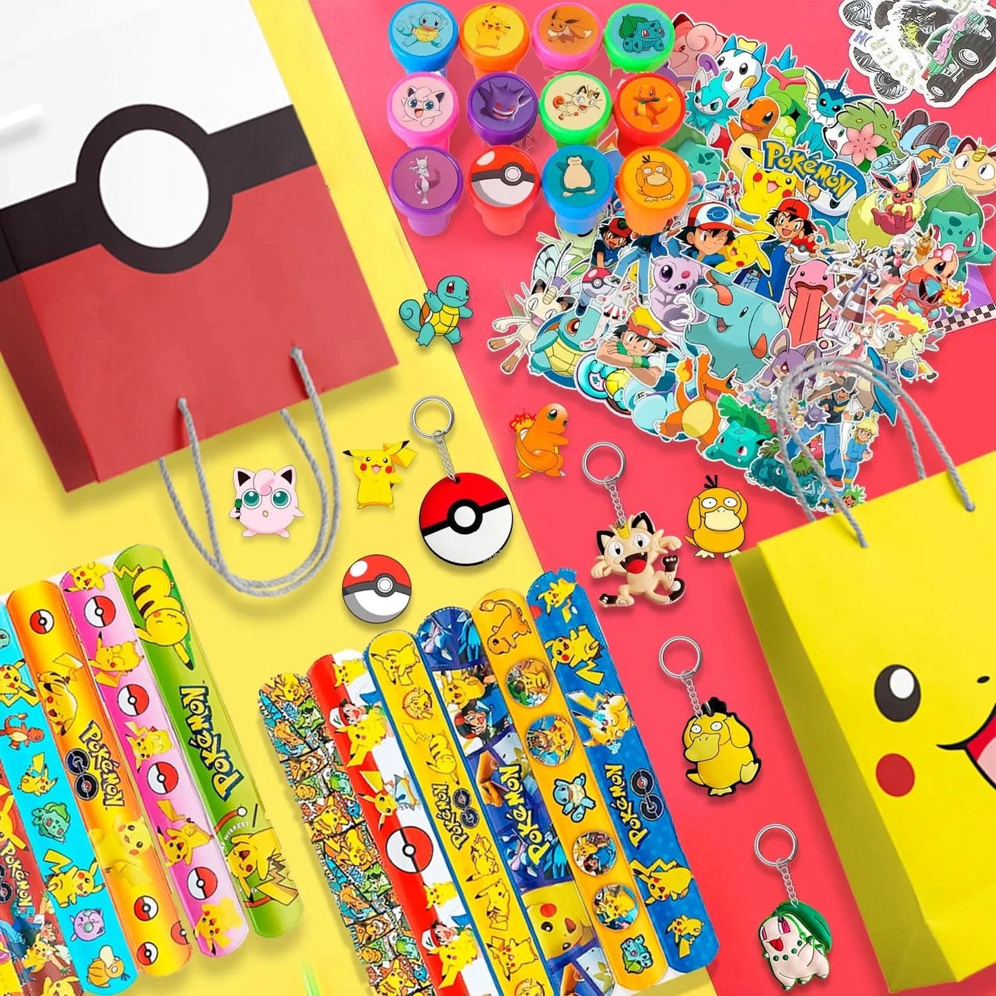 Pokémon-Geburtstagspartygeschenke für Kinder, 110-teiliges Pokémon-Partyzubehör – Pikachu-Geschenktüten, Abzeichen, Aufkleber usw. Pokémon-Partygeschenke