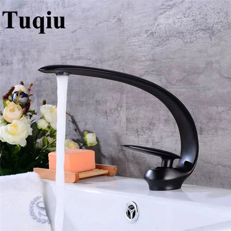 Rose Gold Basin Faucet Modern Bathroom Sink Mixer Tap Brass Wash basin Faucet Single Handle Single Hole  Crane For Bathroom