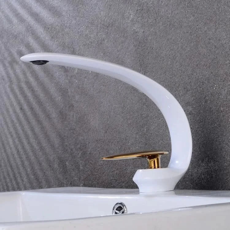 Rose Gold Basin Faucet Modern Bathroom Sink Mixer Tap Brass Wash basin Faucet Single Handle Single Hole  Crane For Bathroom