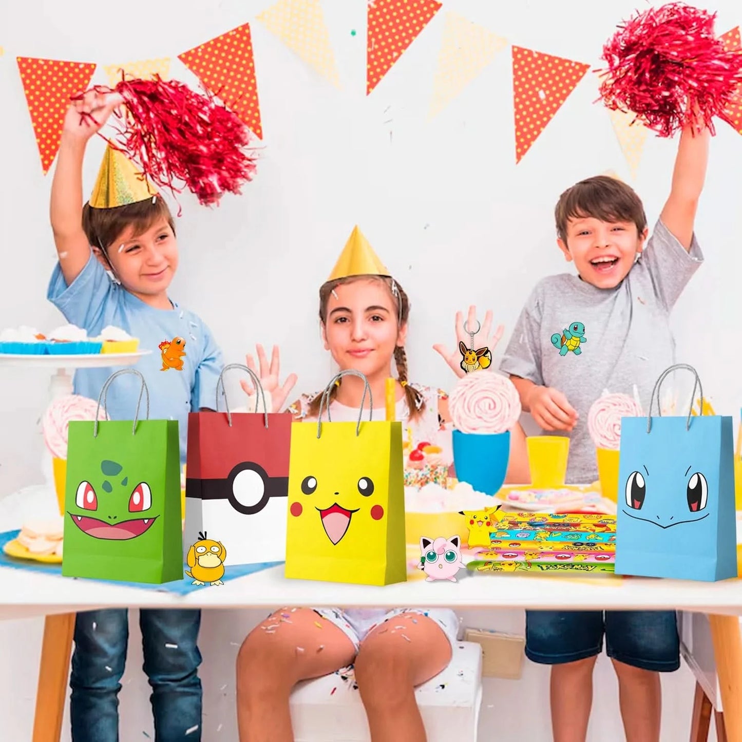 Pokémon-Geburtstagspartygeschenke für Kinder, 110-teiliges Pokémon-Partyzubehör – Pikachu-Geschenktüten, Abzeichen, Aufkleber usw. Pokémon-Partygeschenke